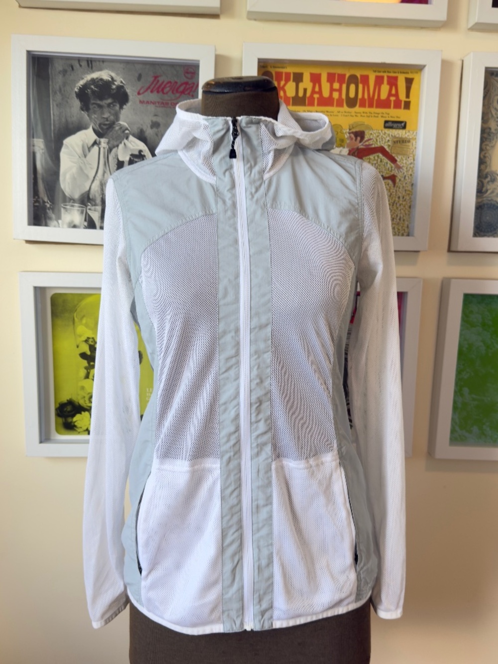 Women's Lightweight White Mesh Hooded Zip Jacket | Activewear Windbreaker